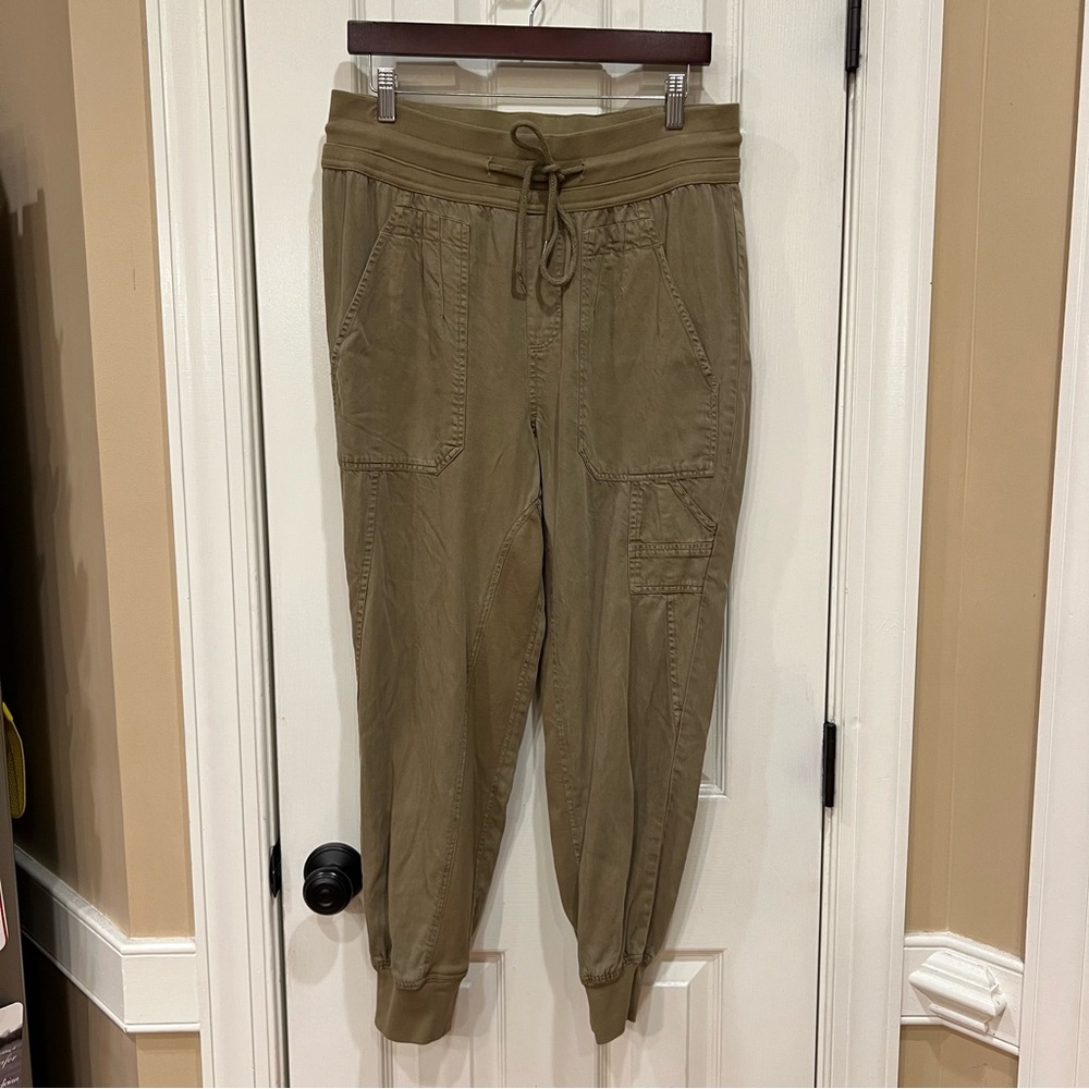 Quince Vintage Wash Tencel Utility Joggers Size Medium Womens Olive Green